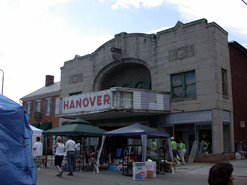 Paramount Theatre, Hanover AMC East Hanover 12 in East Hanover, NJ - get movie showtimes and tickets online, movie information and more from Moviefone.